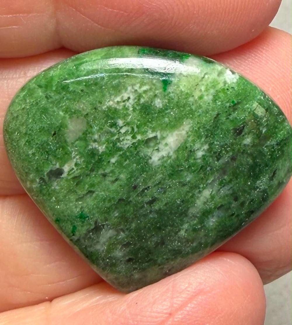 Teardrop 26x30mm Brazilian Fuchsite Cabochon 23