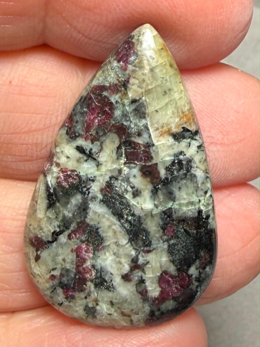 Teardrop 34x21mm Eudialyte Cabochon 30