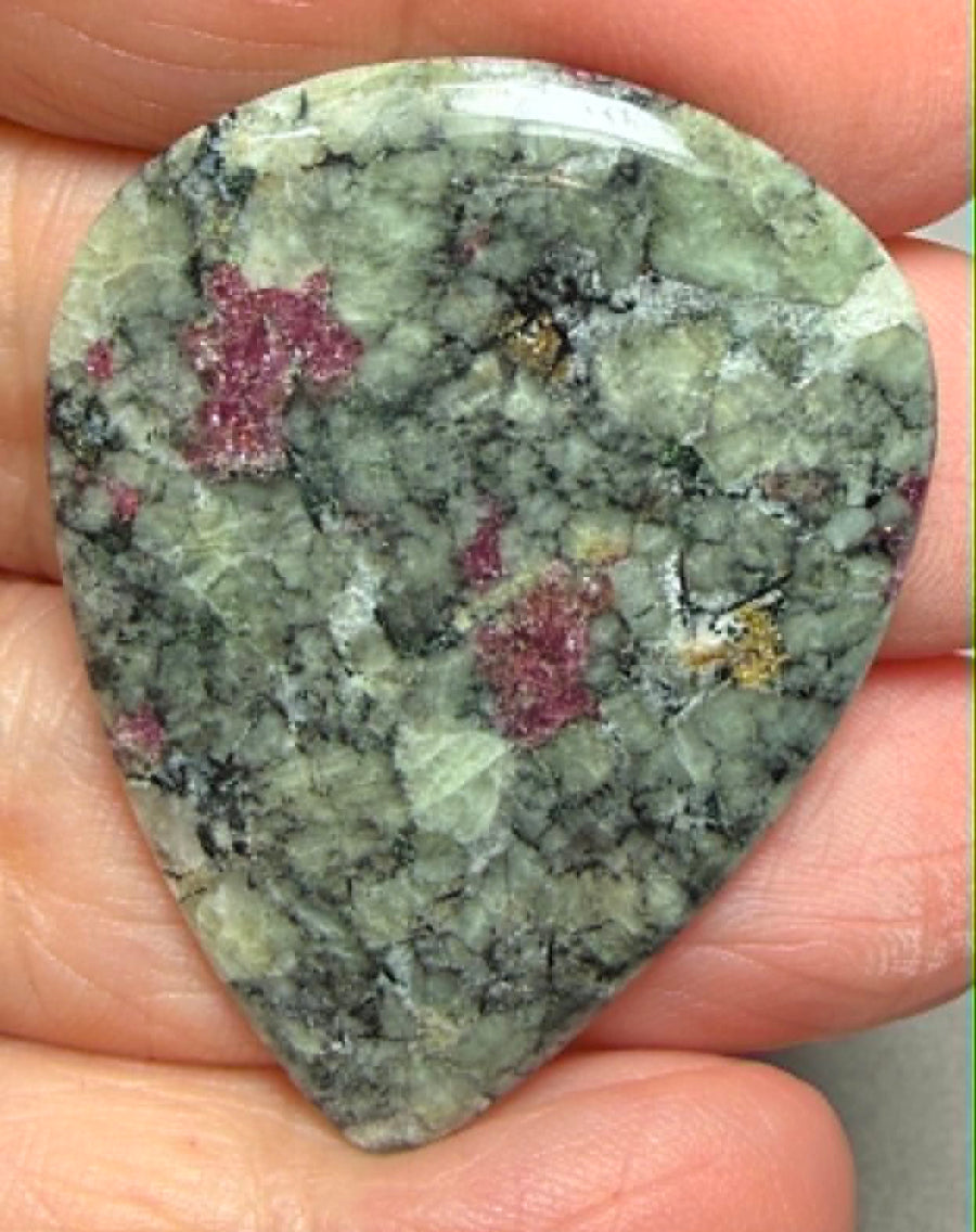 Teardrop 41x32mm Eudialyte Cabochon 32