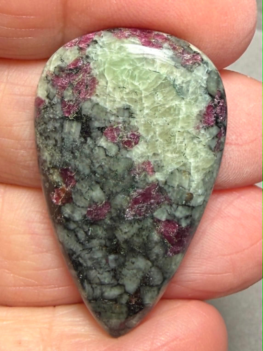Teardrop 39x23mm Eudialyte Cabochon 44