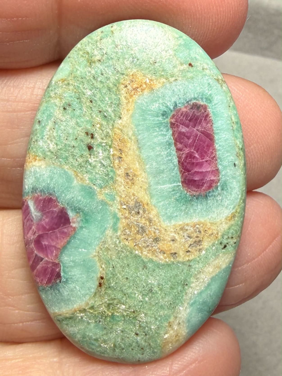 Oval 40x26mm Ruby Fuchsite Cabochon 85