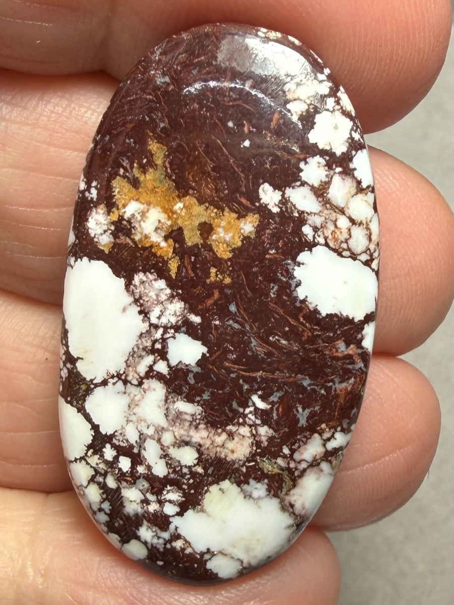 Oval 37x21mm Wild Horse Magnesite Cabochon 30