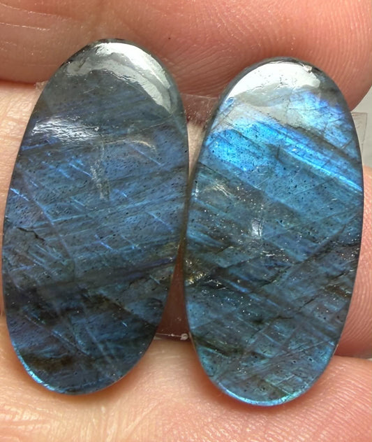 Oval 25x13mm Labradorite Cabochon Pair 15