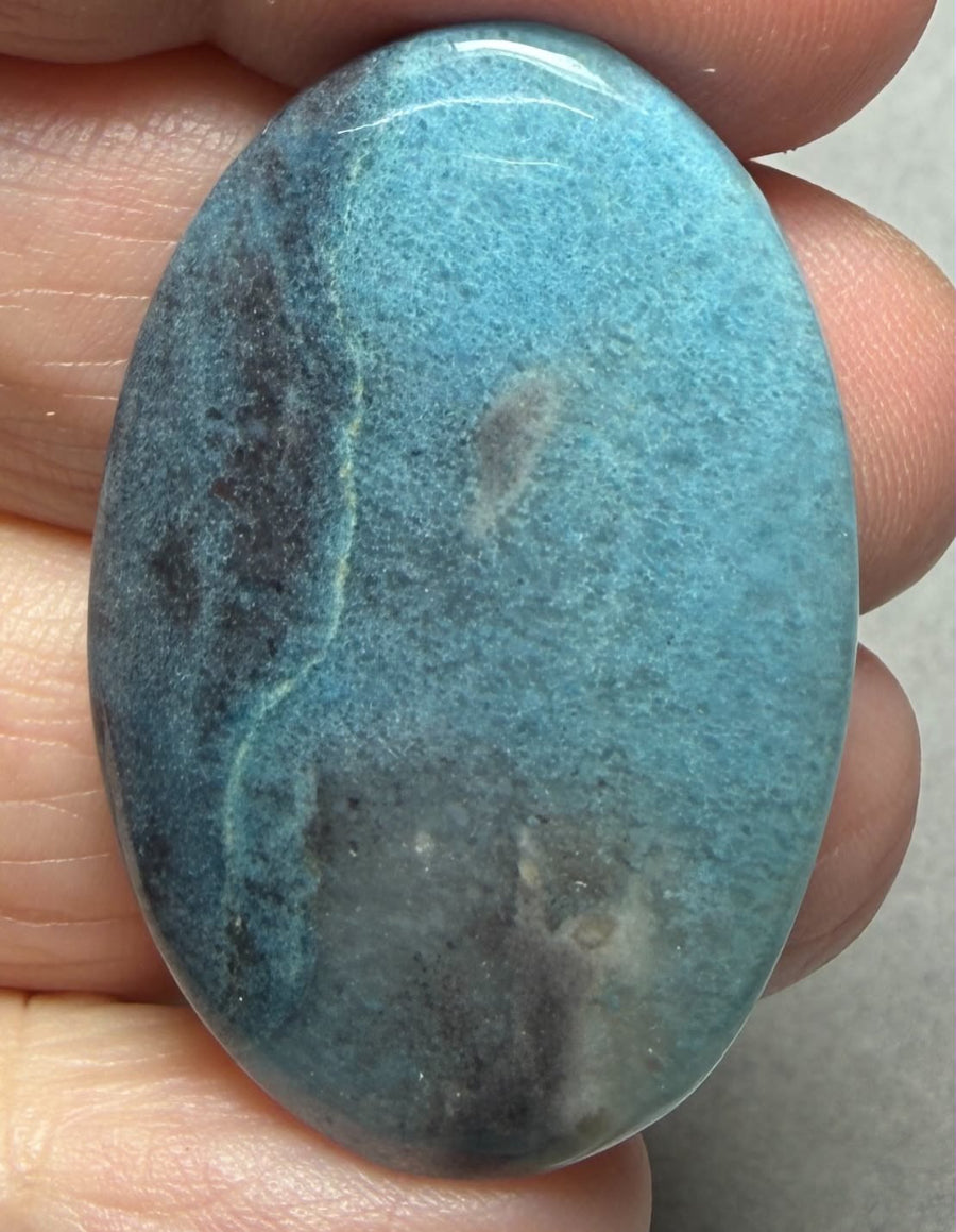 Oval 38x24mm Trolleite Cabochon 63