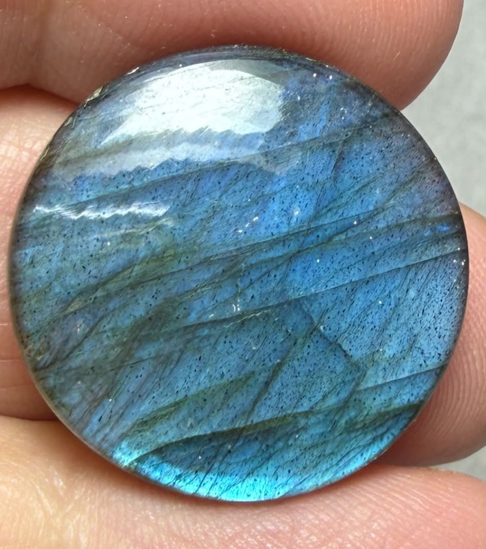 Round 23x23mm Labradorite Cabochon 301
