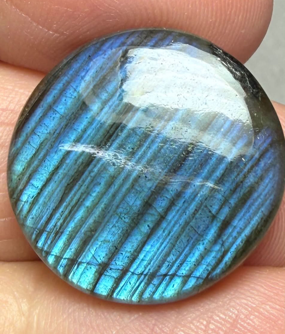 Round 21x21mm Labradorite Cabochon 304