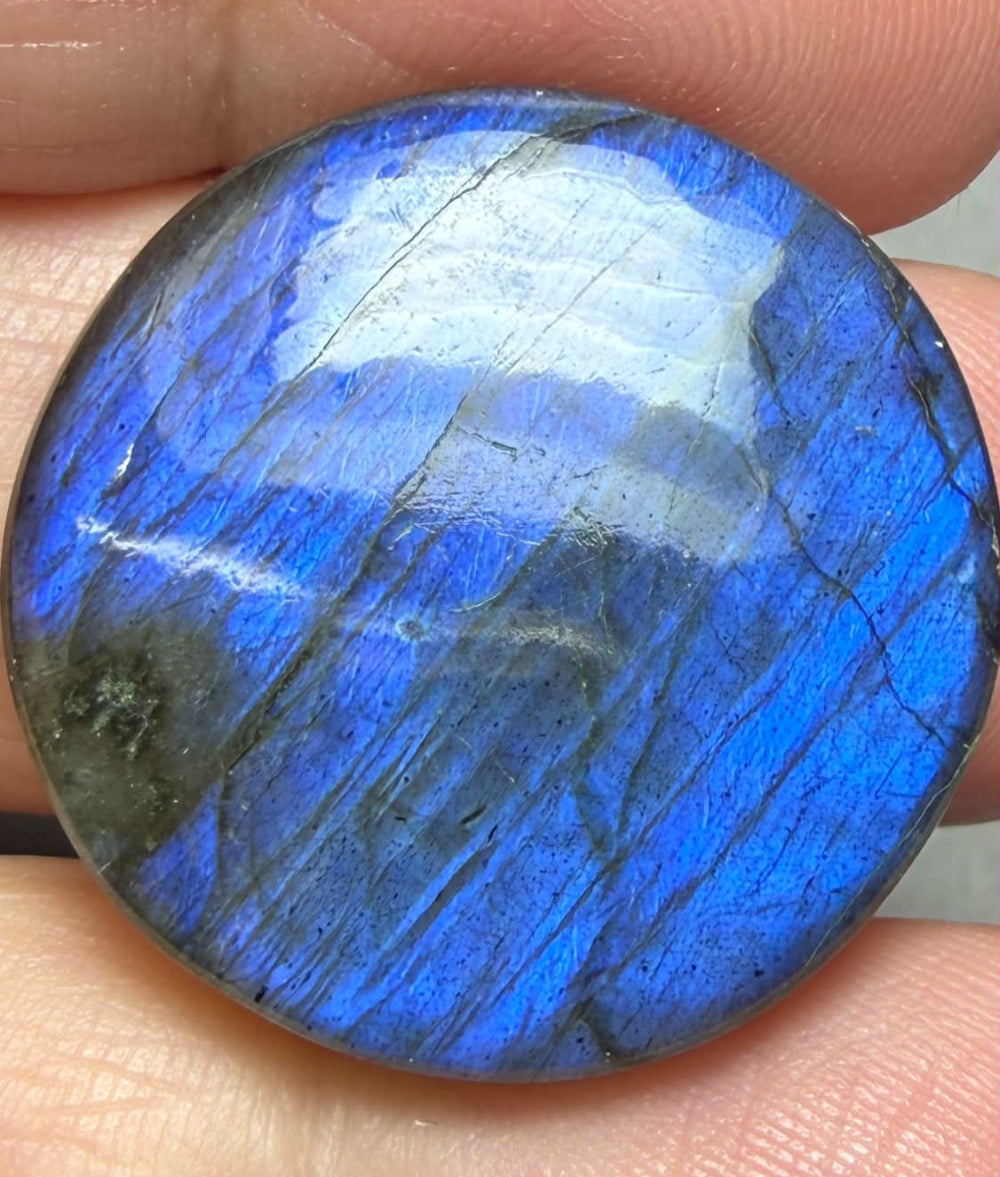Round 25x25mm Labradorite Cabochon 313