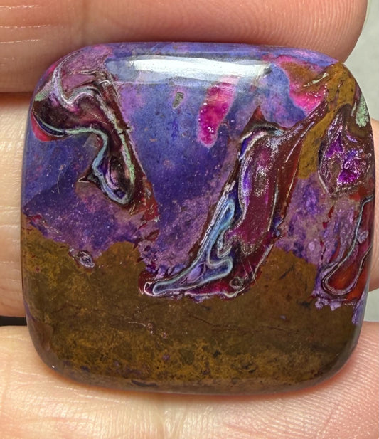 Square 28x28mm Purple Suji Stone Cabochon 33