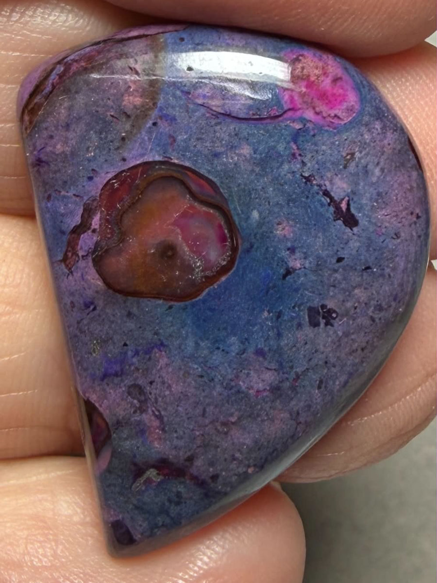 Freeform 33x25mm Purple Suji Stone Cabochon 46