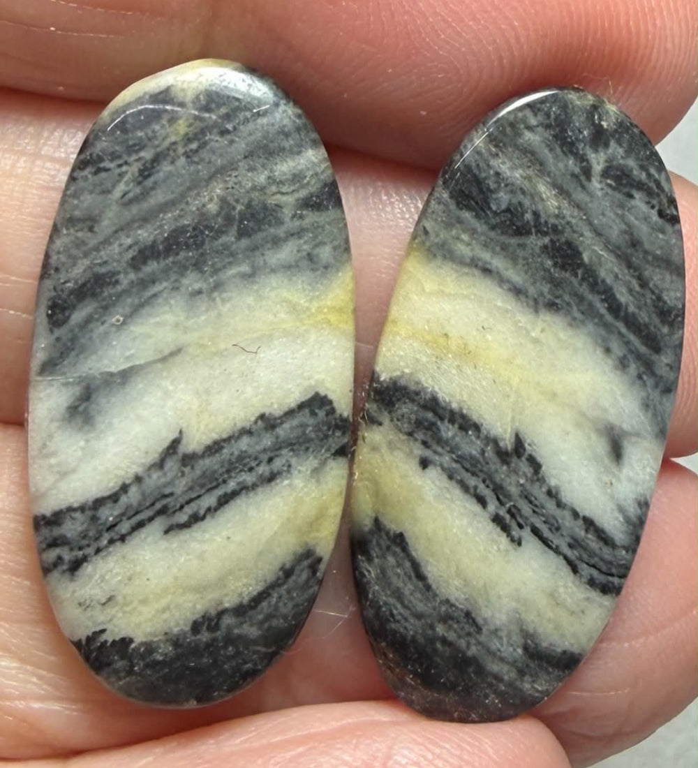 Oval 29x14mm Porcelain Jasper Cabochon Pair 16