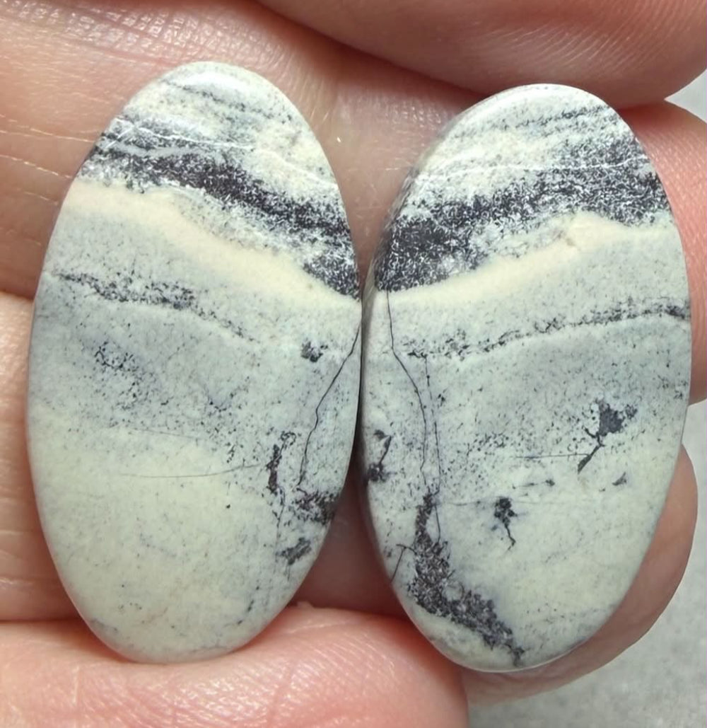 Oval 25x14mm Porcelain Jasper Cabochon Pair 20