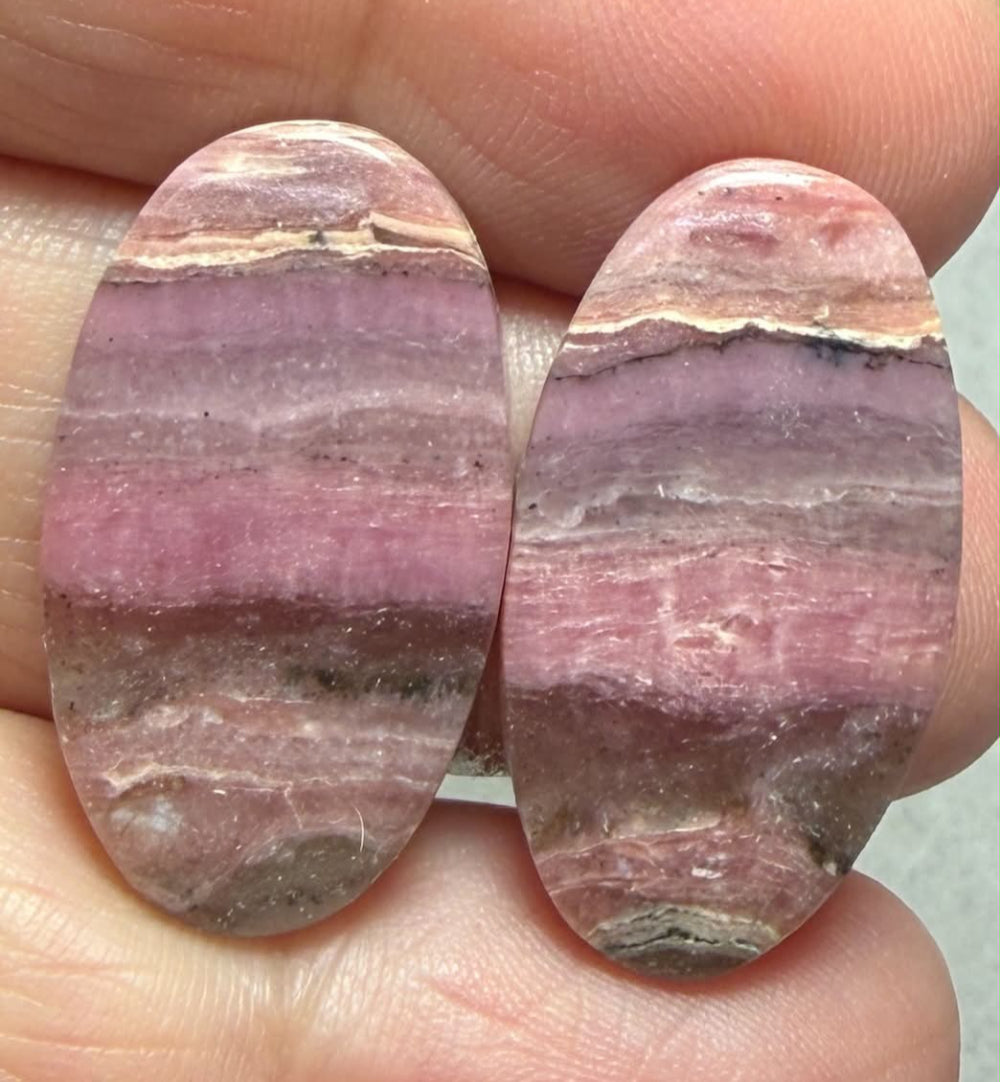 Oval 27x14mm Peruvian Pink Opal Cabochon Pair 01