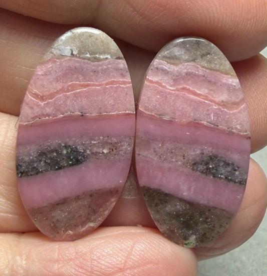 Oval 26x14mm Peruvian Pink Opal Cabochon Pair 13