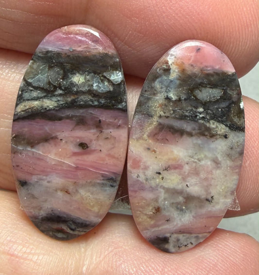 Oval 26x13mm Peruvian Pink Opal Cabochon Pair 16
