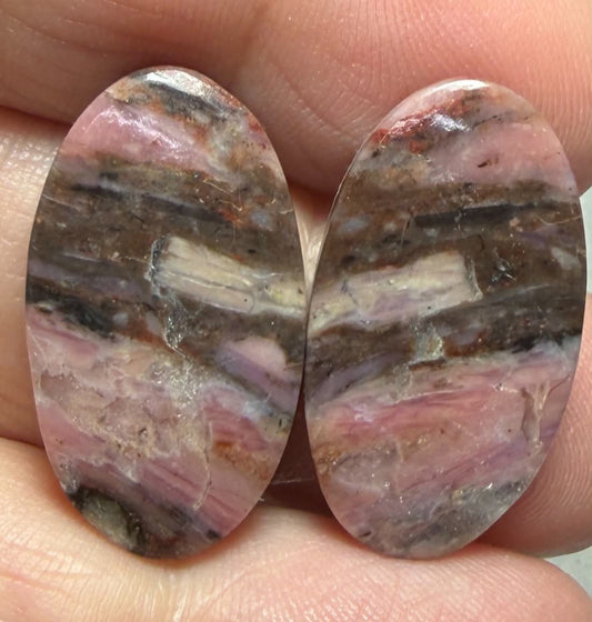 Oval 25x14mm Peruvian Pink Opal Cabochon Pair 19