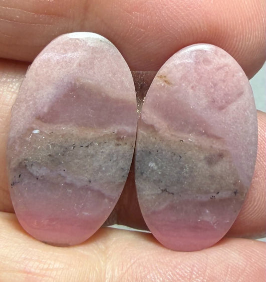 Oval 25x14mm Peruvian Pink Opal Cabochon Pair 31