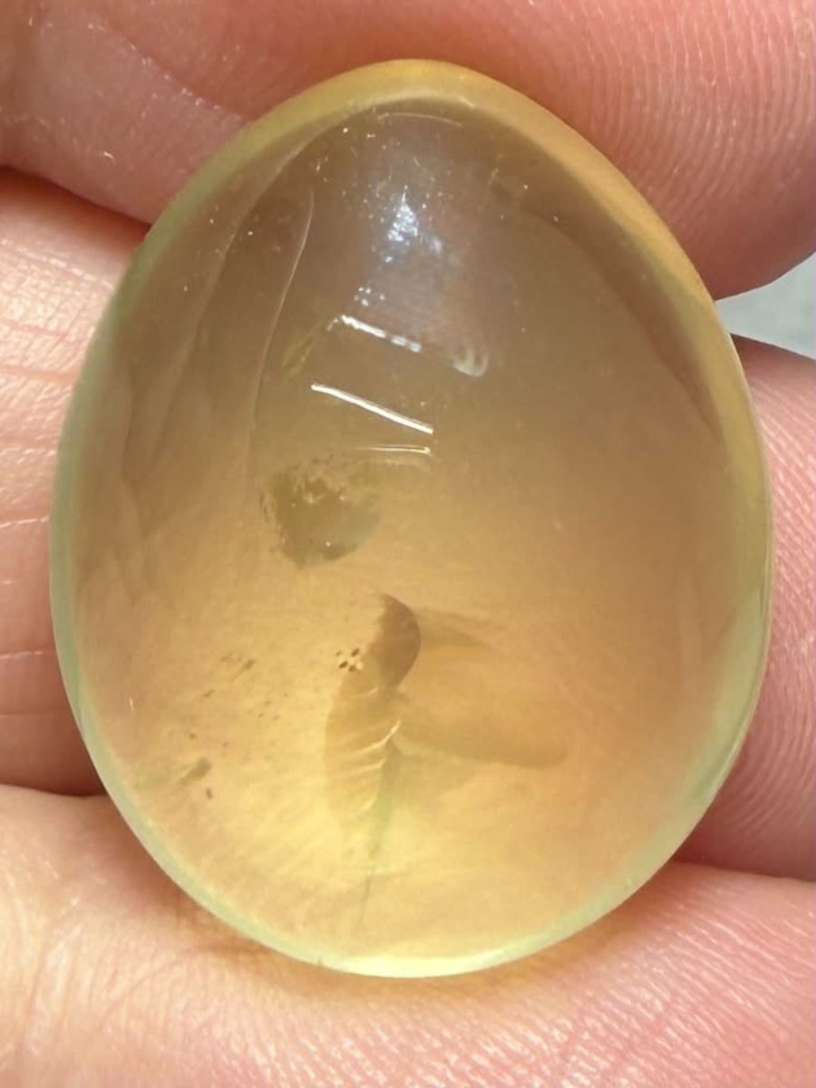 Teardrop 23x18mm Lemon Quartz Cabochon 08