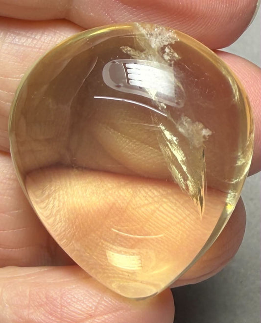 Teardrop 32x28mm Lemon Quartz Cabochon 21