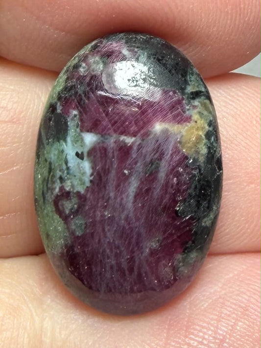 Oval 22x14mm Ruby Zoisite Cabochon 41