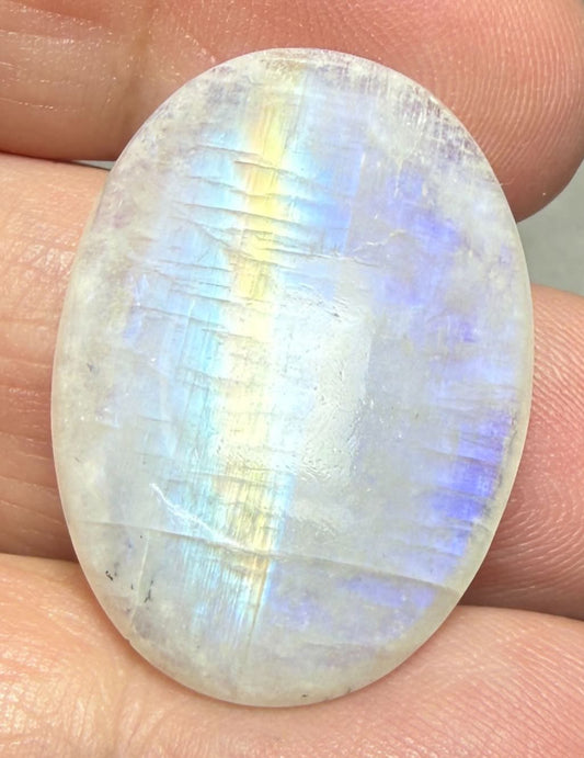 Oval 30x20mm Rainbow Moonstone Cabochon 83