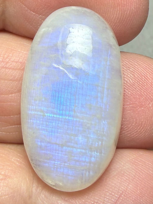 Oval 28x15mm Rainbow Moonstone Cabochon 92
