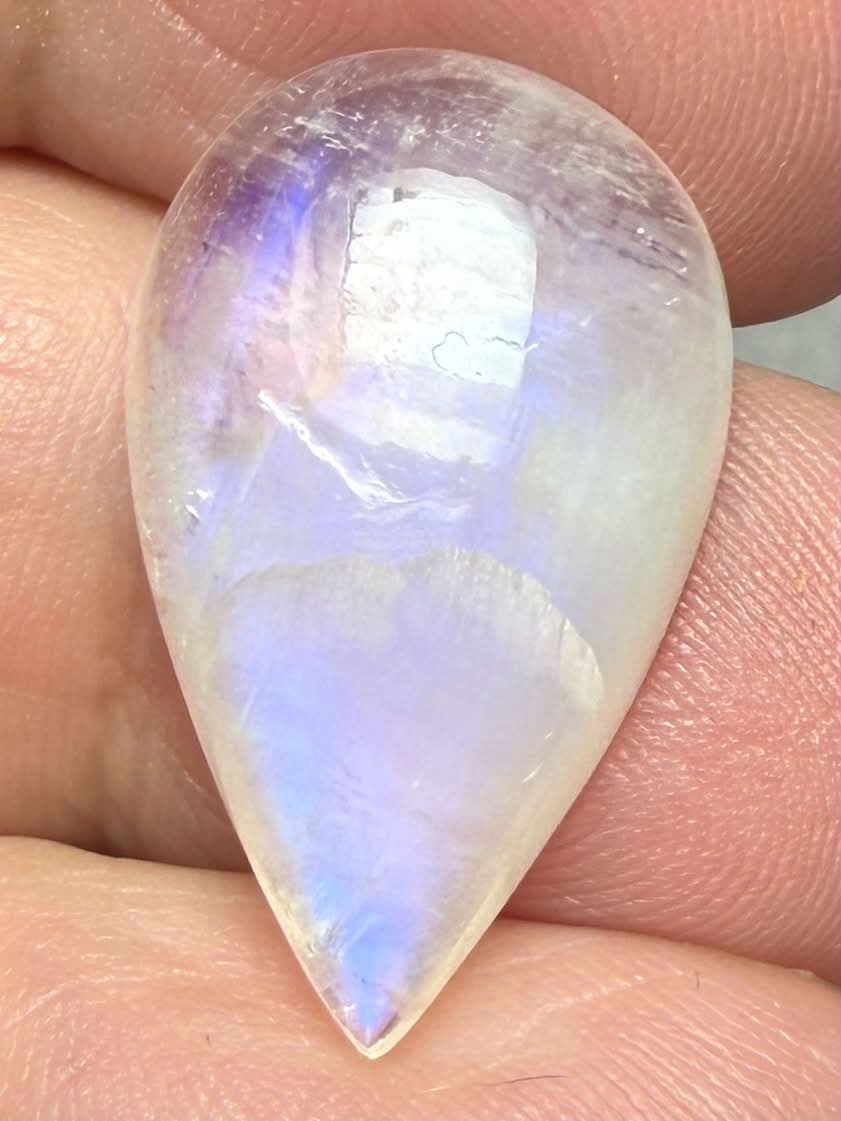 Teardrop 23x14mm Rainbow Moonstone Cabochon 100