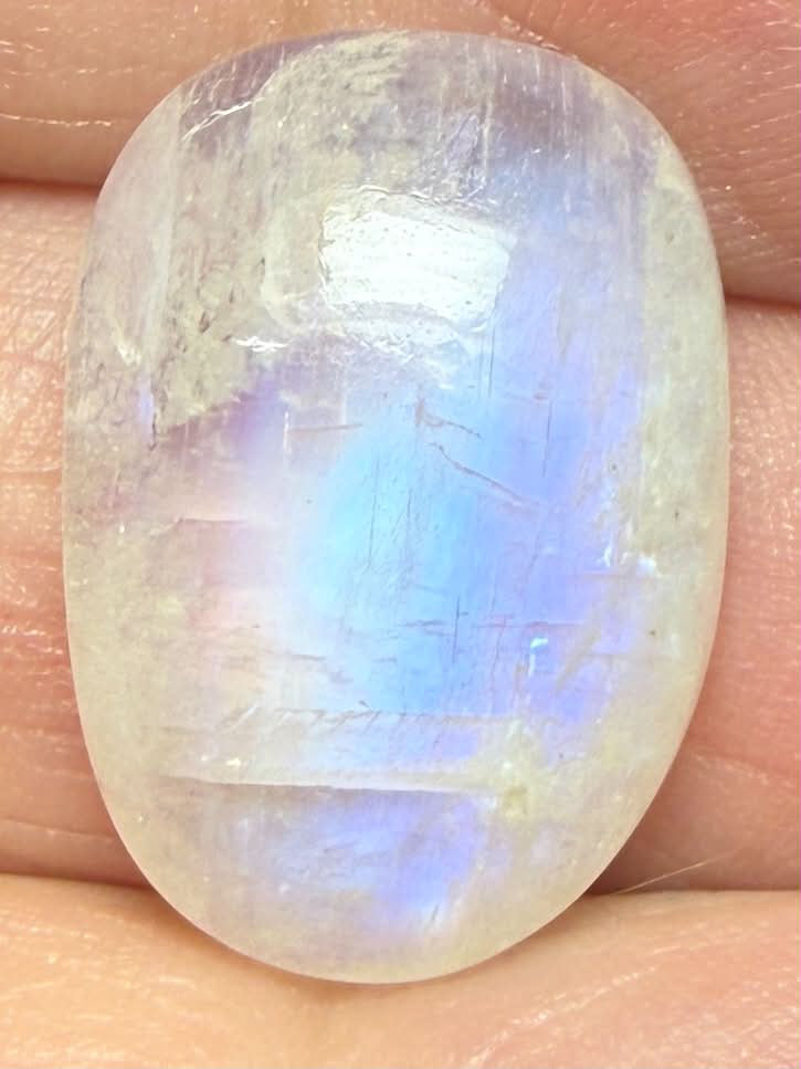 Freeform 19x13mm Rainbow Moonstone Cabochon 105