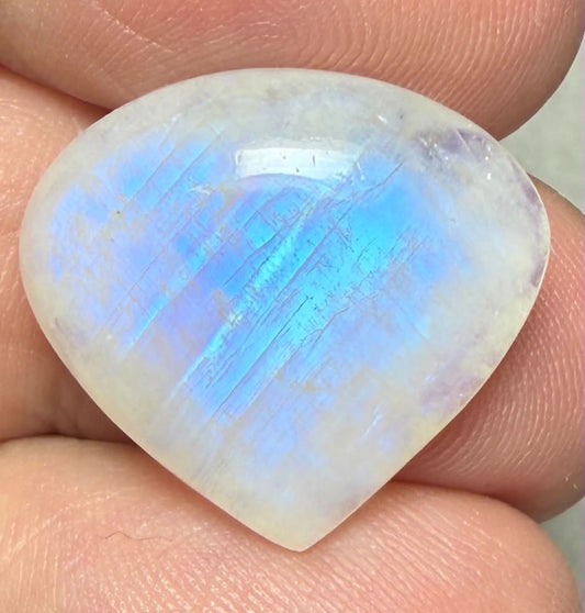 Teardrop 18x20mm Rainbow Moonstone Cabochon 123